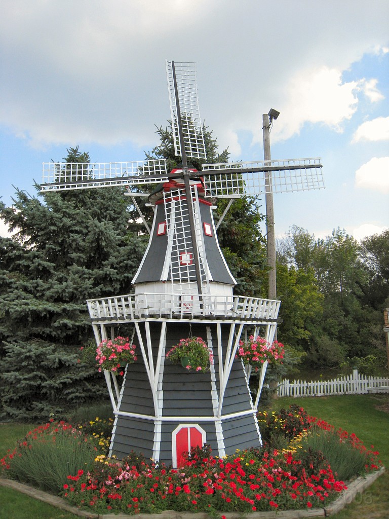 Michigans West Coast 2009 2036.jpg - Labor Day 2009. A trip along Michigans west coast to see beachs, art and buffets.